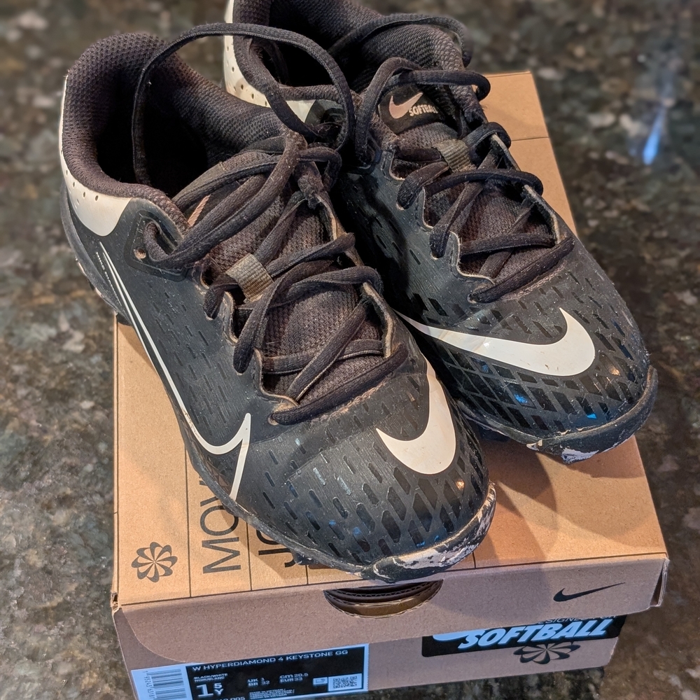 Nike Black and White Softball Cleats